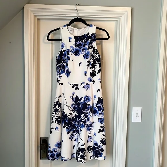 Donna Morgan Dresses | Donna Morgan Blue And White Floral Dress Nwot Size 2 | Color: Blue/White | Size: 2 | Tmmiller33's Closet